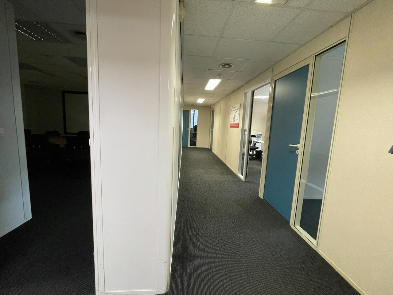 Bureau Cergy 1887m² Location bureau Cergy Val-d'Oise OLBUR2310795 1